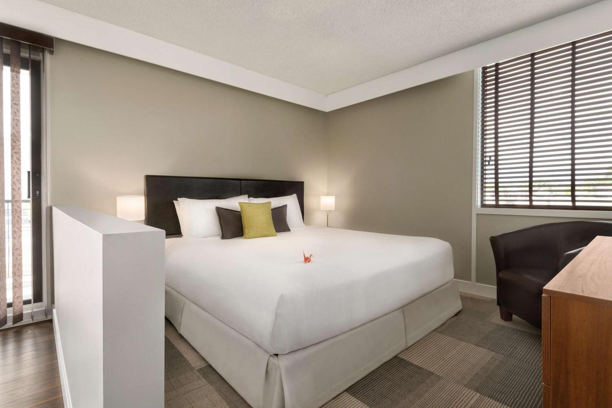 Coast Prince George Hotel By Apa Buitenkant foto